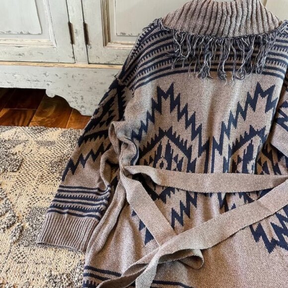 Western Aztec Tribal Print Grey Long Belted Cardigan Sweater Shirt Top Coat - Picture 5 of 6